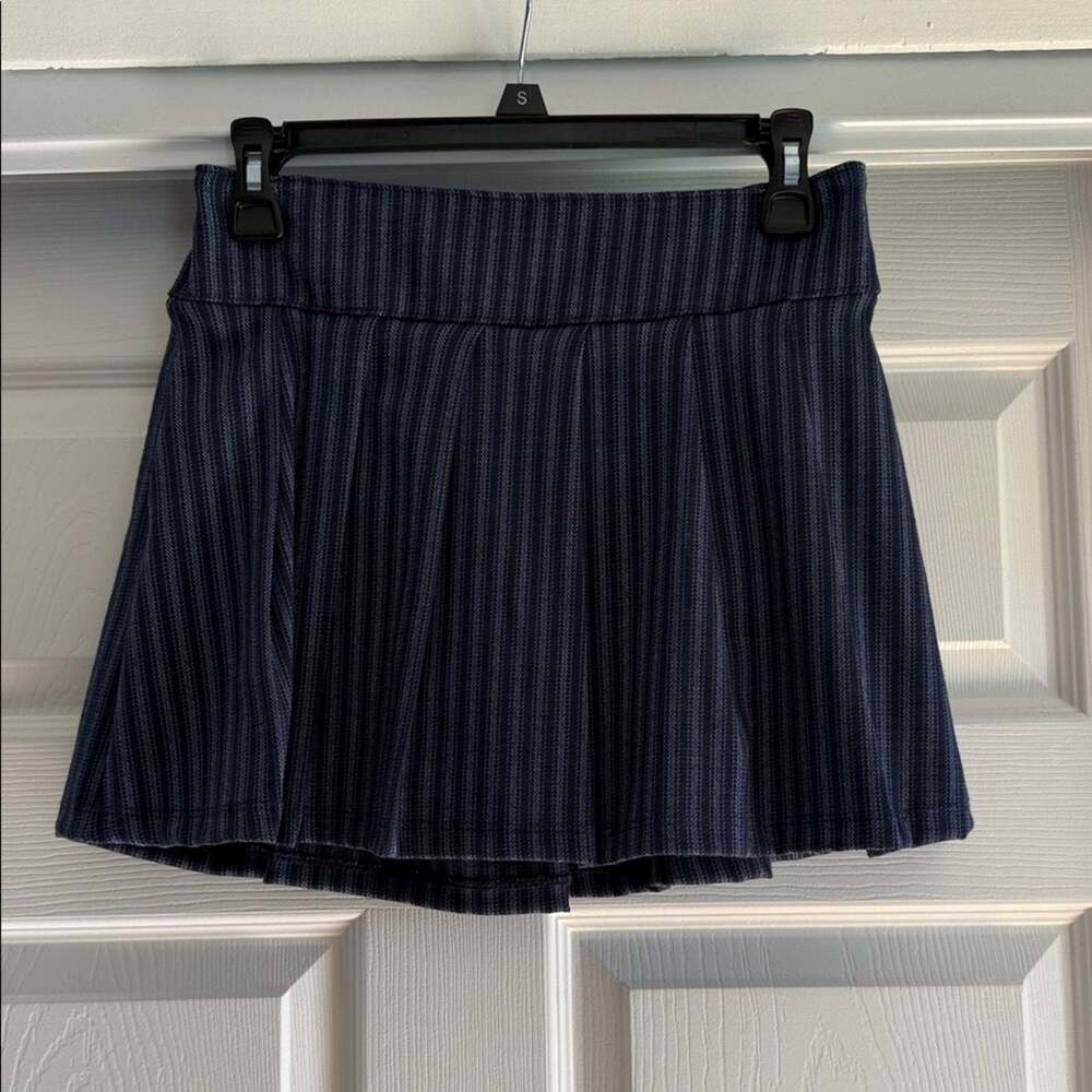 Honey & Sparkle Blue Stripe Pleated Skirt Juniors Small